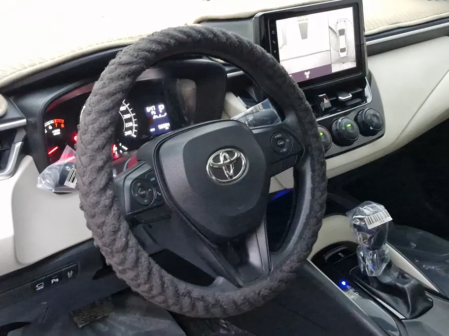 2024 Toyota Corolla XLI Executive Moonroof 