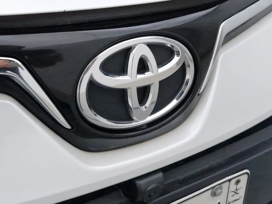 2024 Toyota Corolla XLI Executive Moonroof 