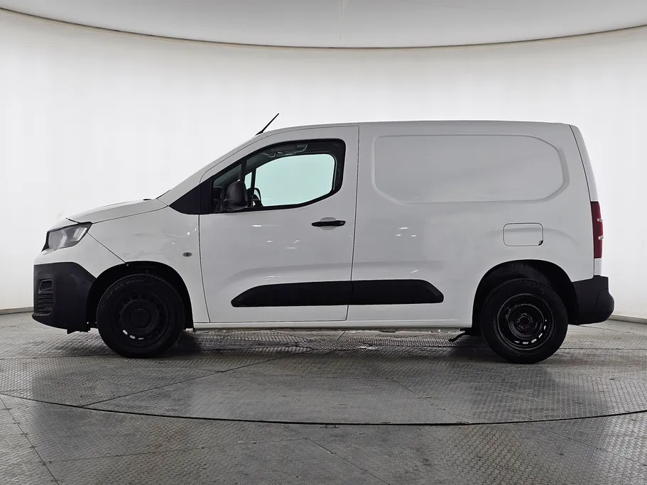 بيجو بارتنر Short van 2022 