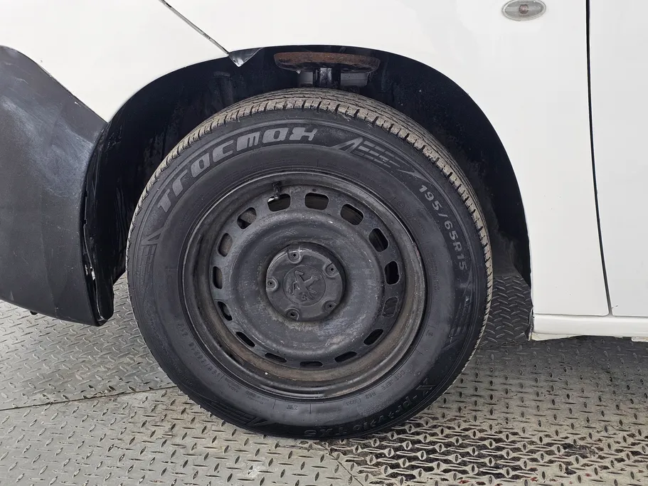 بيجو بارتنر Short van 2022 