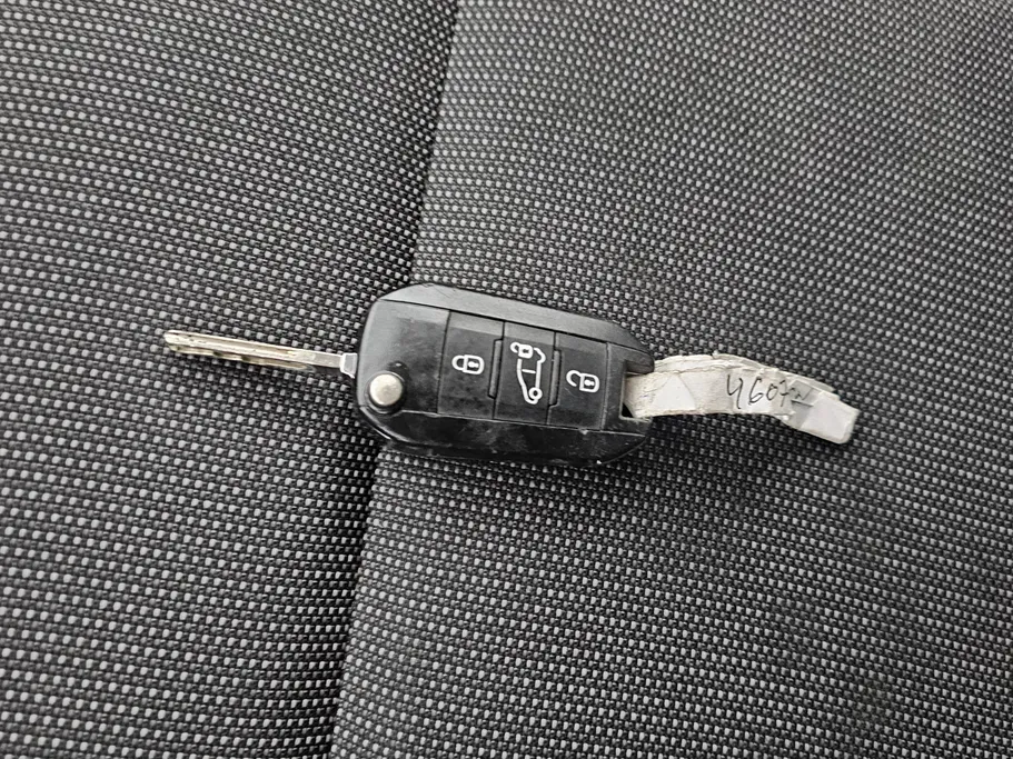 بيجو بارتنر Short van 2022 