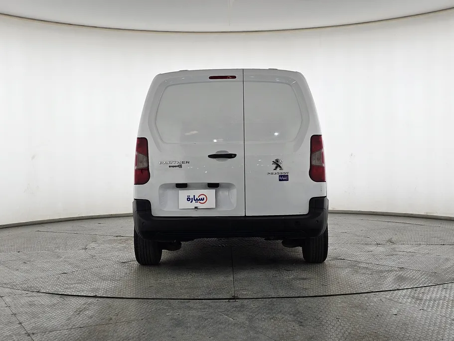 بيجو بارتنر Short van 2022 