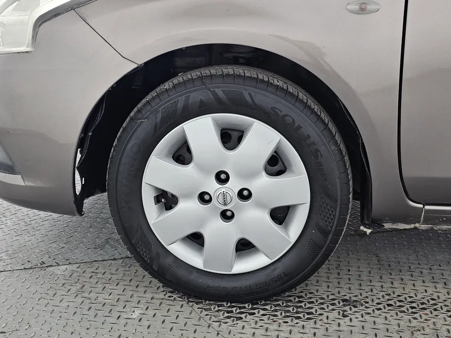 2021 Nissan Sunny SV 