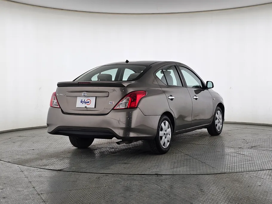 2021 Nissan Sunny SV 