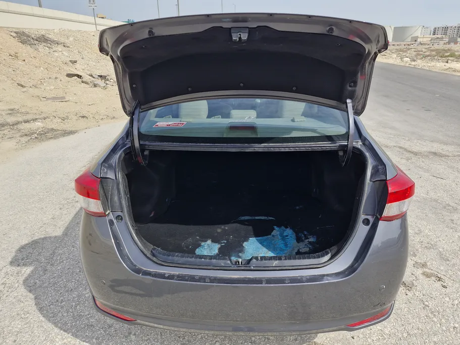 2022 Toyota Yaris  Y Plus 