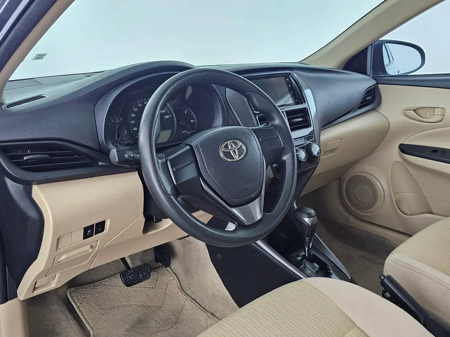 2022 Toyota Yaris  Y Plus 