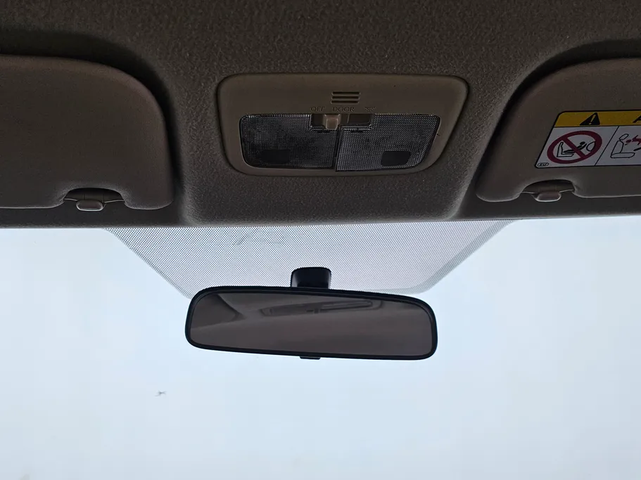 2022 Toyota Yaris  Y Plus 