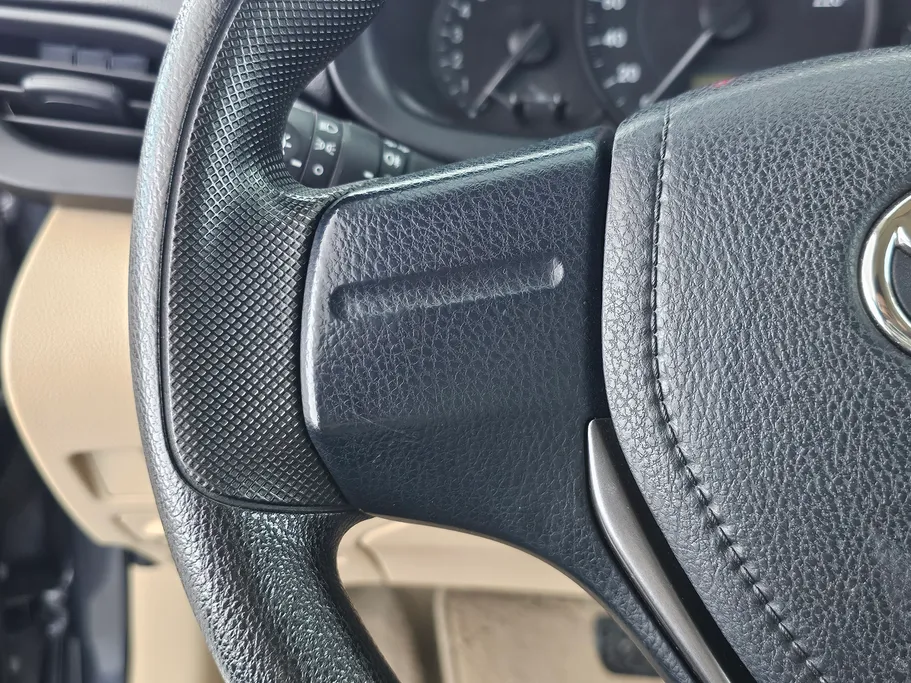 2022 Toyota Yaris  Y Plus 