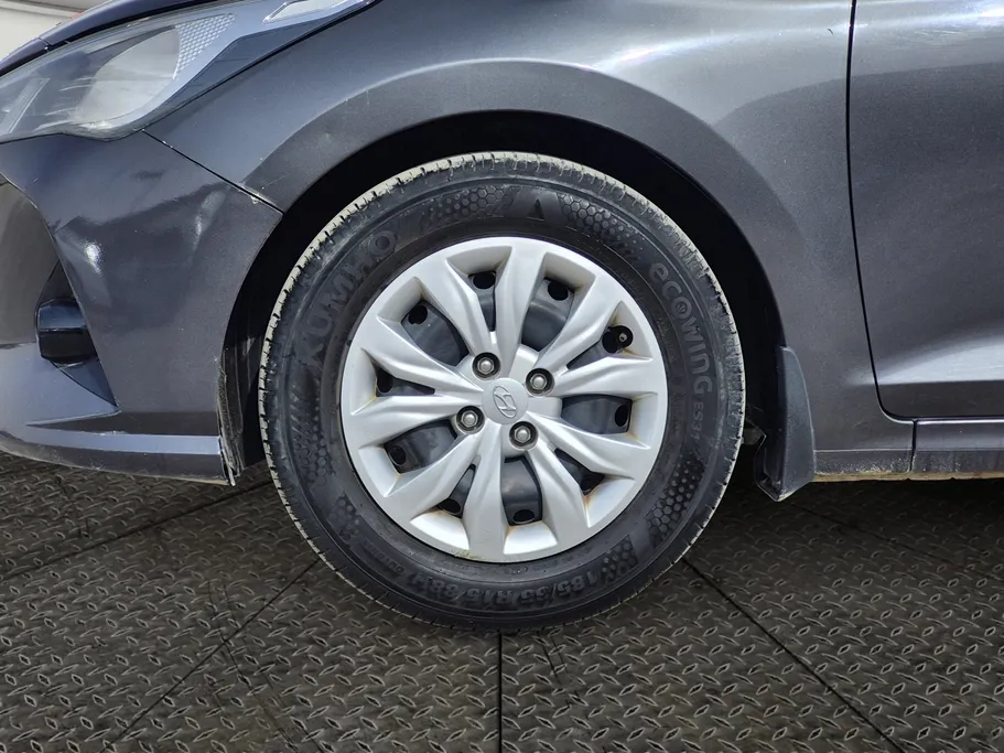 2023 Hyundai Accent Smart 