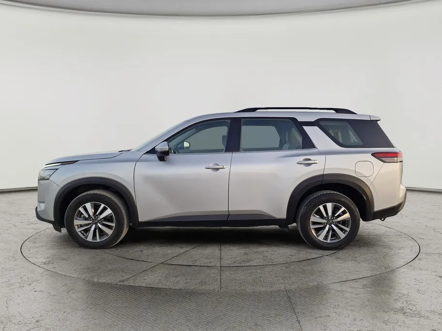 نيسان باثفندر S 2023 