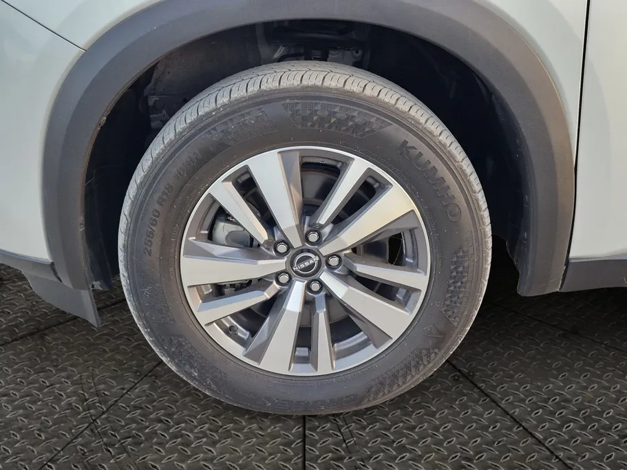 نيسان باثفندر S 2023 