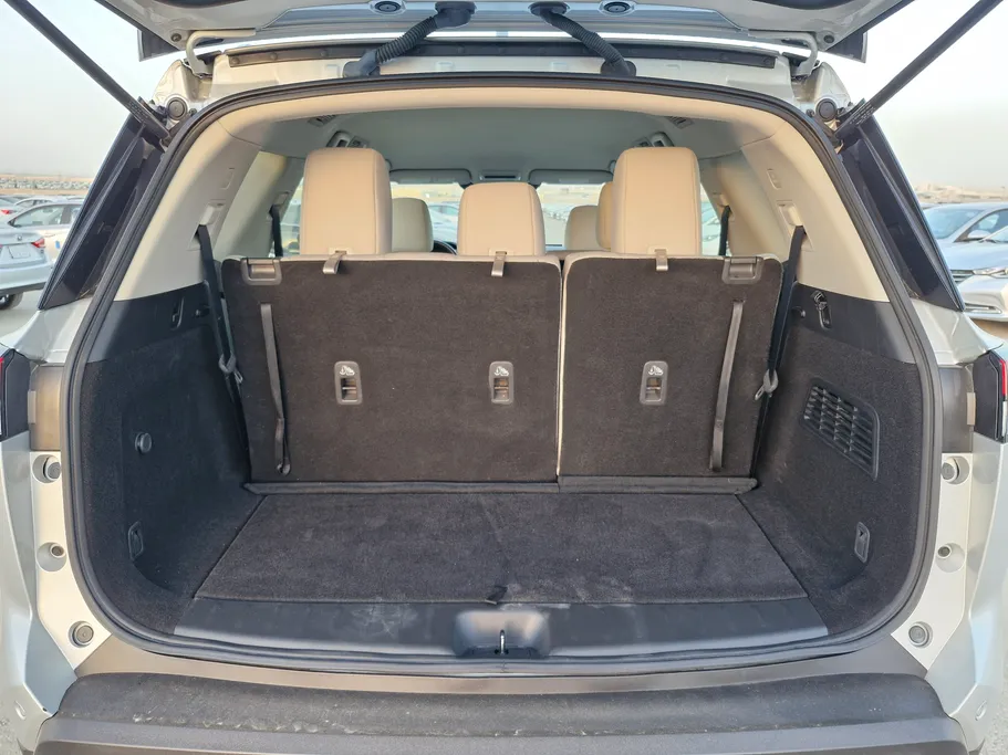 نيسان باثفندر S 2023 