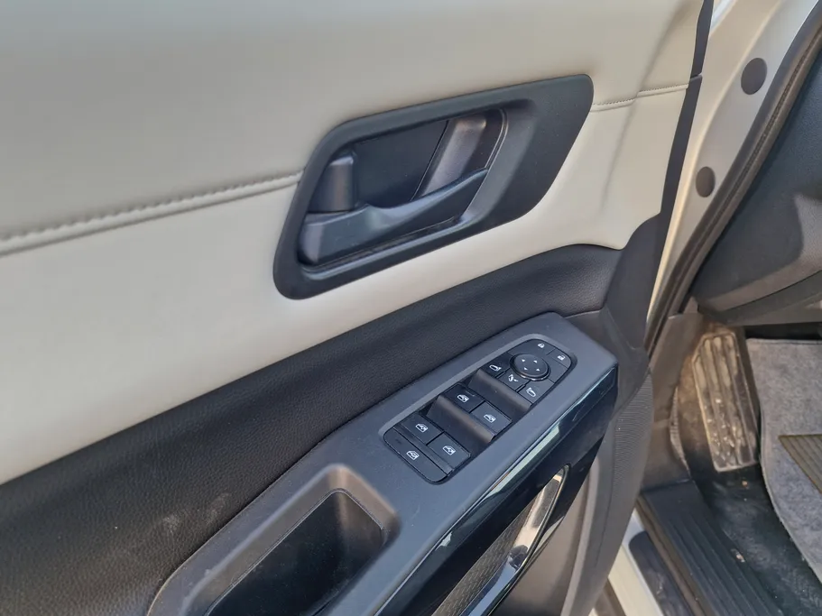 نيسان باثفندر S 2023 