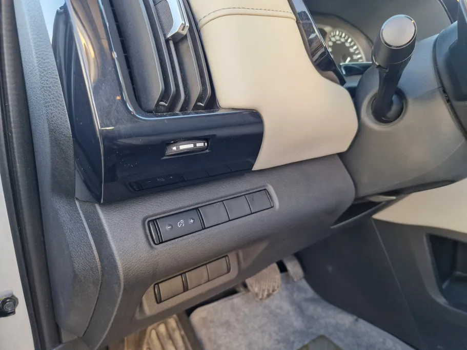 نيسان باثفندر S 2023 