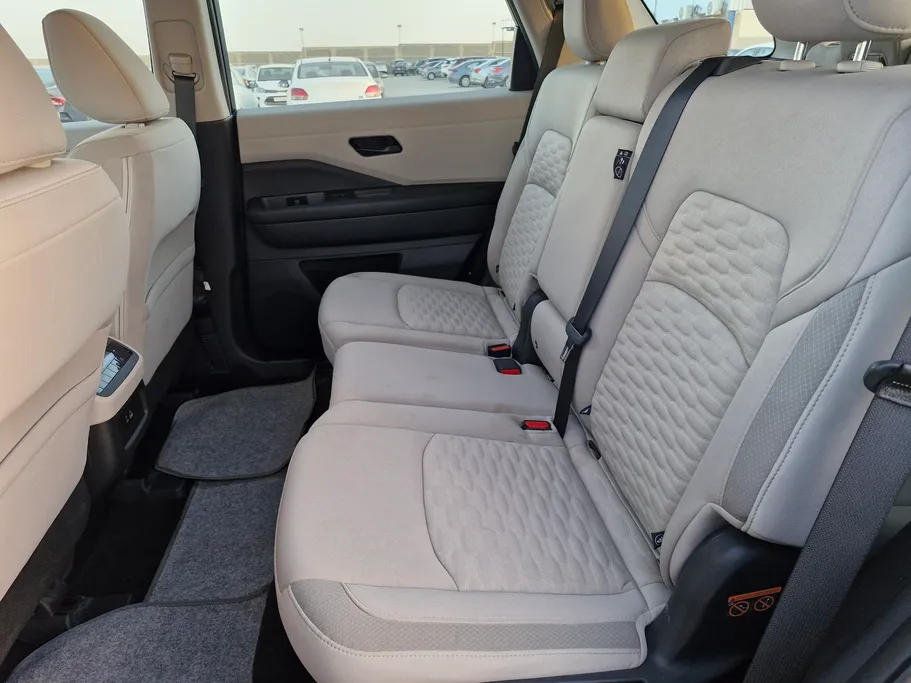 نيسان باثفندر S 2023 