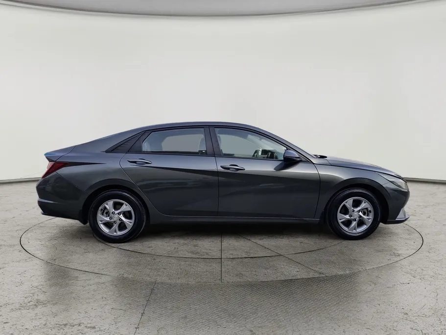 2023 Hyundai Elantra Fleet 