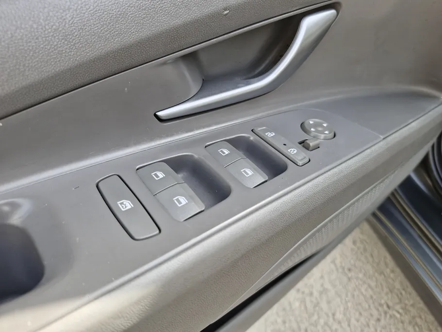 2023 Hyundai Elantra Fleet 