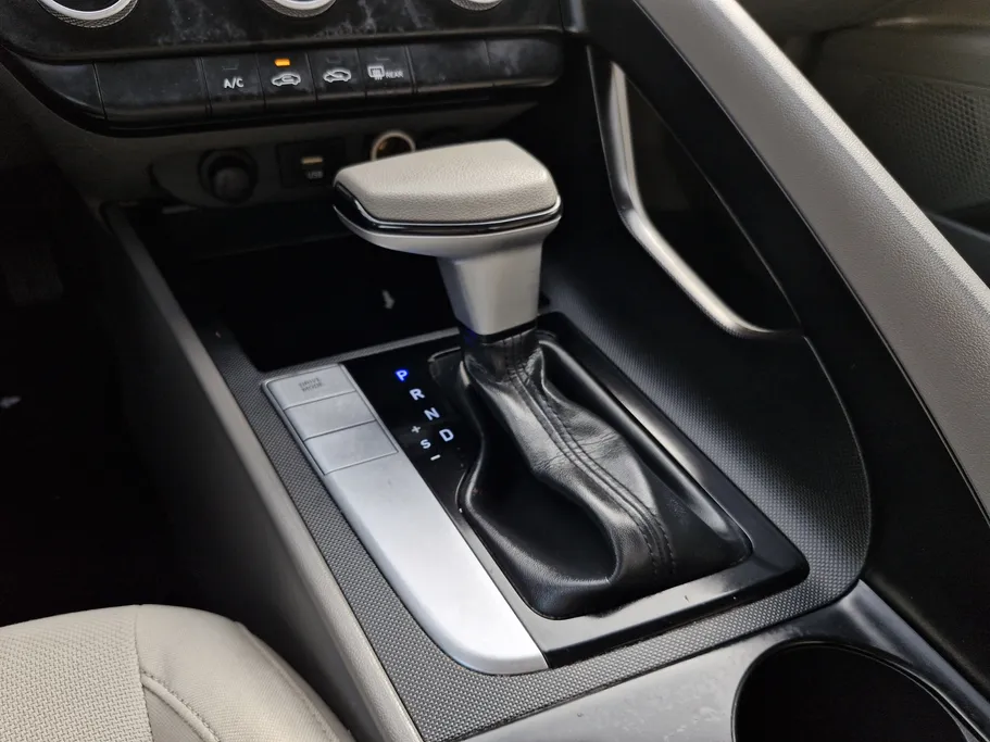 2023 Hyundai Elantra Fleet 