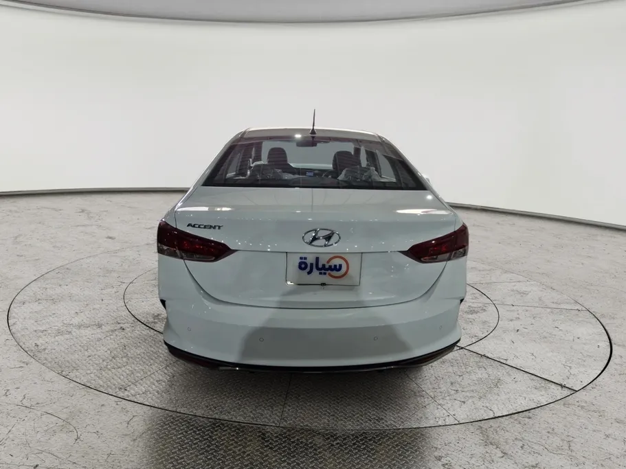 هيونداي اكسنت سمارت 2022 