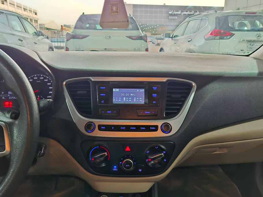 هيونداي اكسنت سمارت 2022 