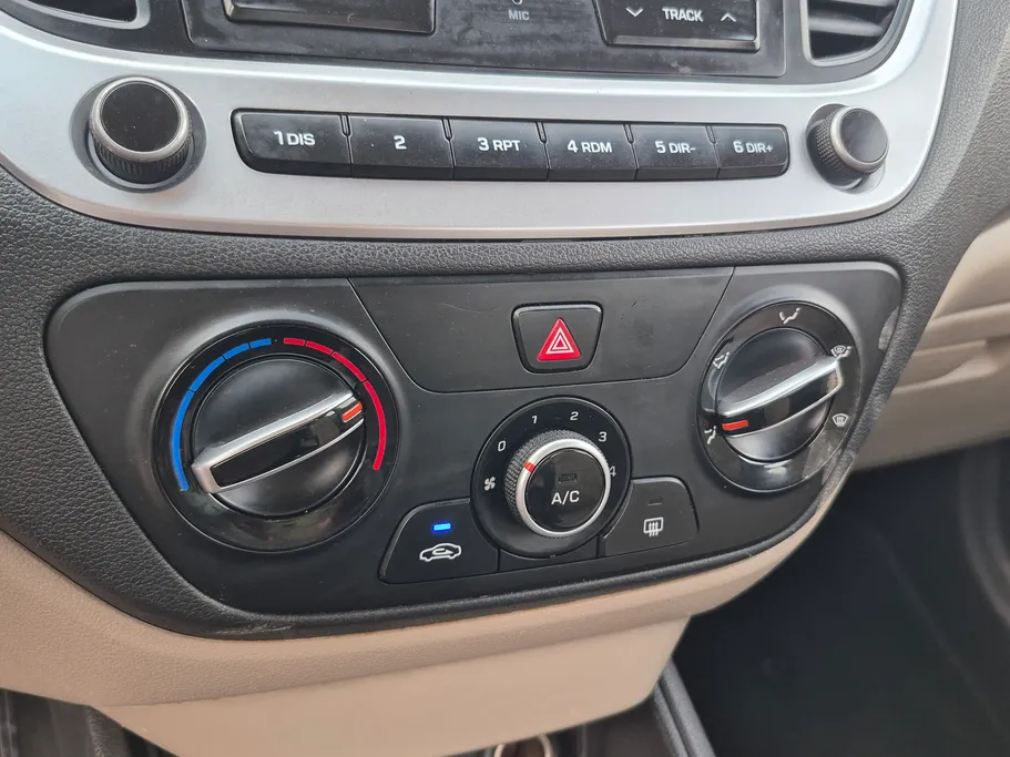 هيونداي اكسنت سمارت 2023 