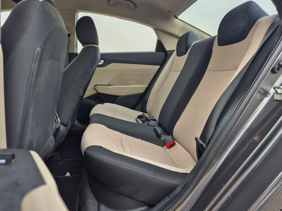 هيونداي اكسنت سمارت 2023 