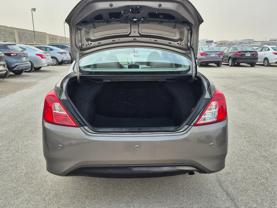 2023 Nissan Sunny SV Comfort 