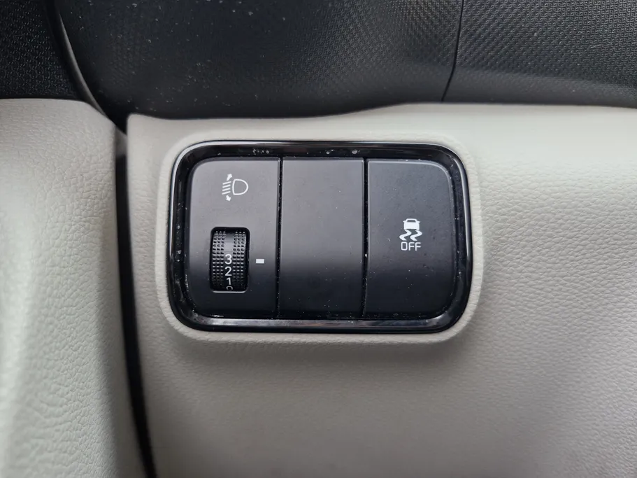 كيا سونيت LX 2022 