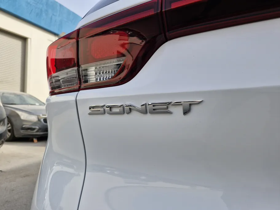 كيا سونيت LX 2022 