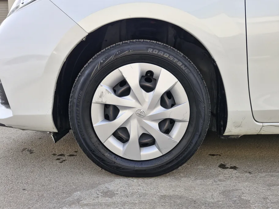 2022 Toyota Yaris  Y 