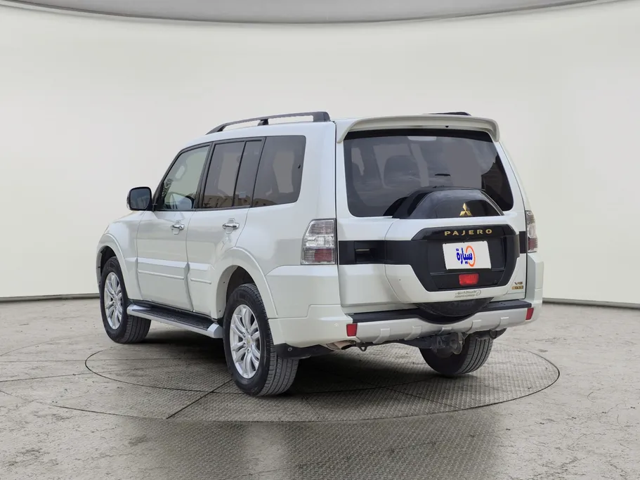 2020 Mitsubishi Pajero GLS 4Doors 