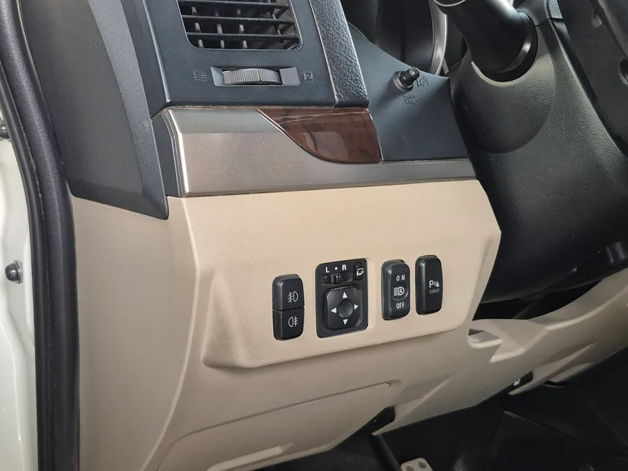 2020 Mitsubishi Pajero GLS 4Doors 