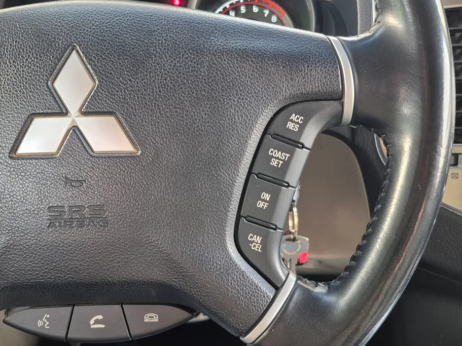 2020 Mitsubishi Pajero GLS 4Doors 