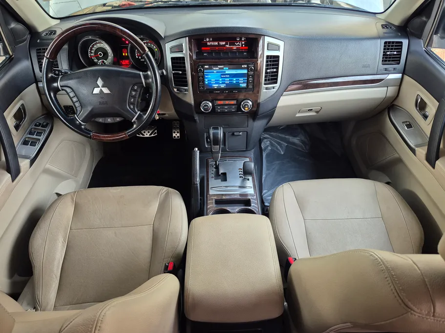 2020 Mitsubishi Pajero GLS 4Doors 