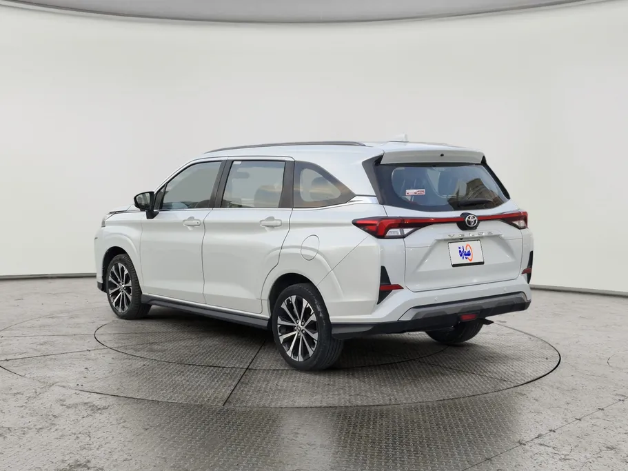 2023 Toyota Veloz GLX 