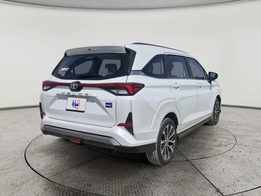 تويوتا فيلوز GLX 2023 