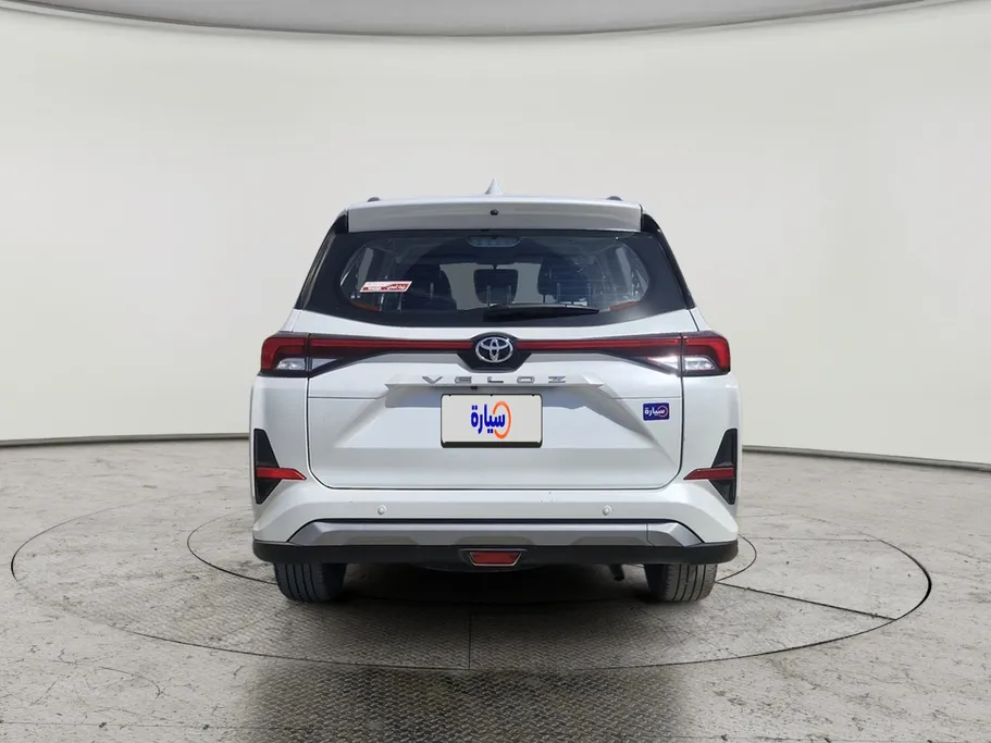 تويوتا فيلوز GLX 2023 