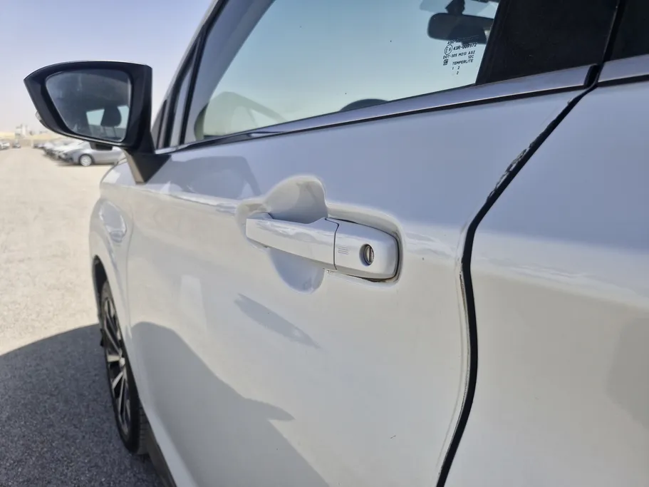 تويوتا فيلوز GLX 2023 