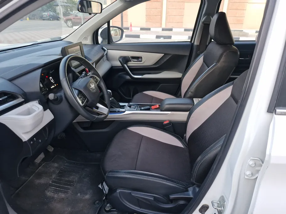 2023 Toyota Veloz GLX 