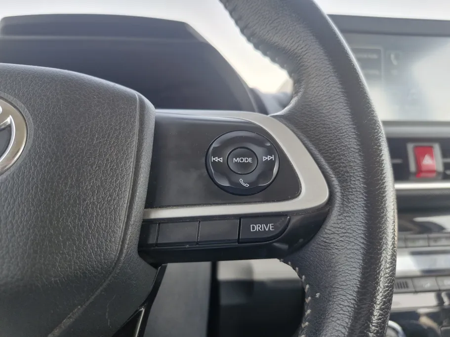 تويوتا فيلوز GLX 2023 