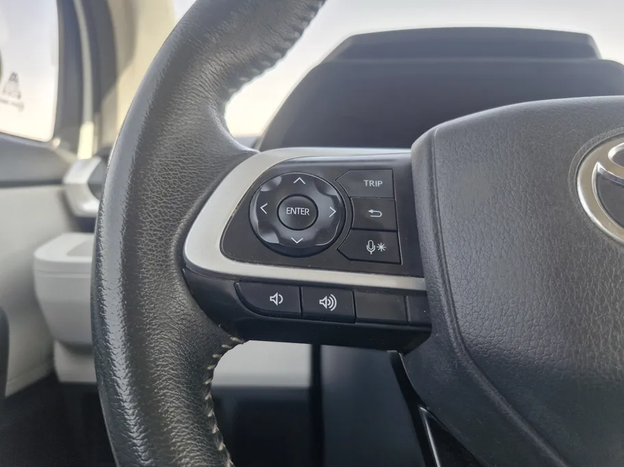 تويوتا فيلوز GLX 2023 