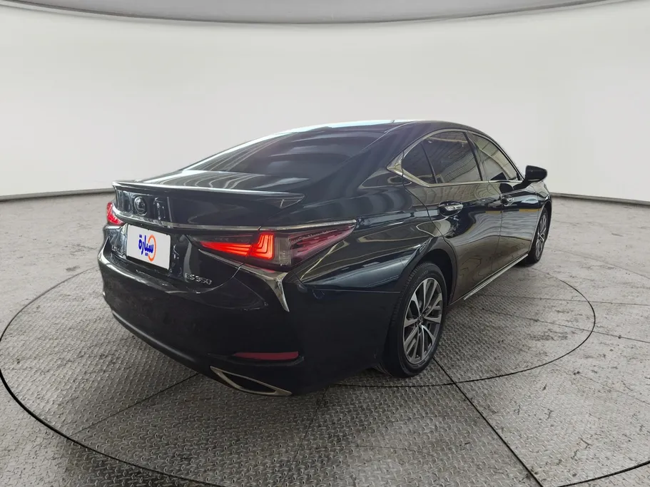 2023 Lexus ES 350 