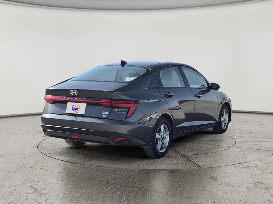 2024 Hyundai Accent Fleet 