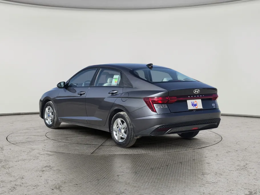 2024 Hyundai Accent Fleet 