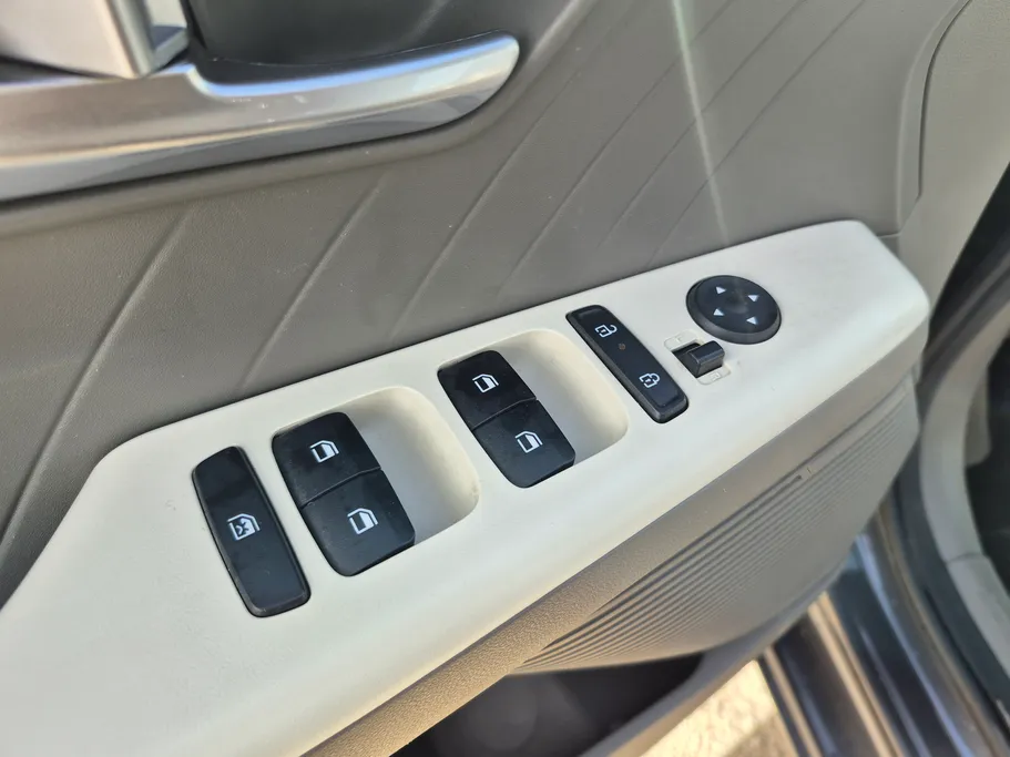 2024 Hyundai Accent Fleet 