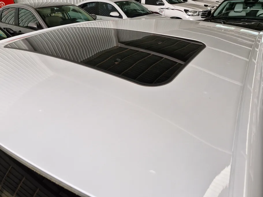 ام جي 5 LUX 2023 