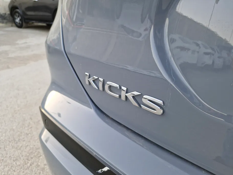 2024 Nissan Kicks S 