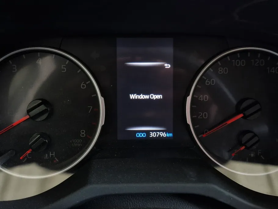 تويوتا راف فور LE 2023 