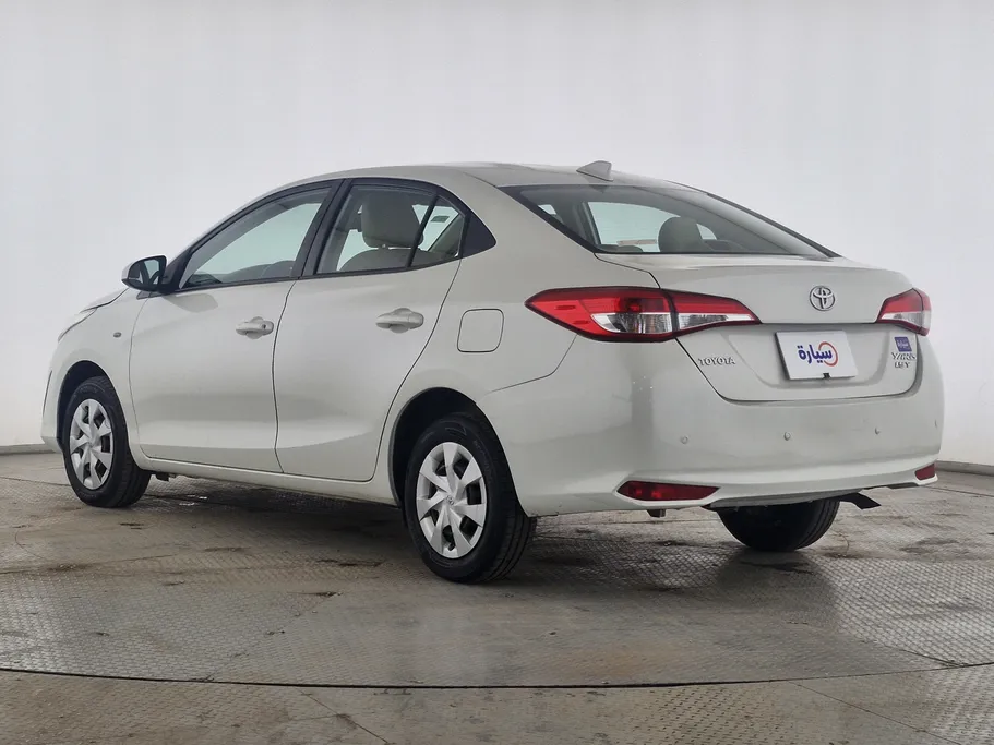 2020 Toyota Yaris  Y 