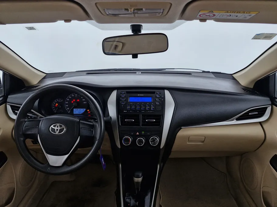 2020 Toyota Yaris  Y 